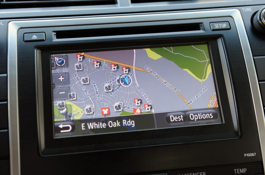  Toyota Camry Hybrid 2013 года  (фото 14 из 45)